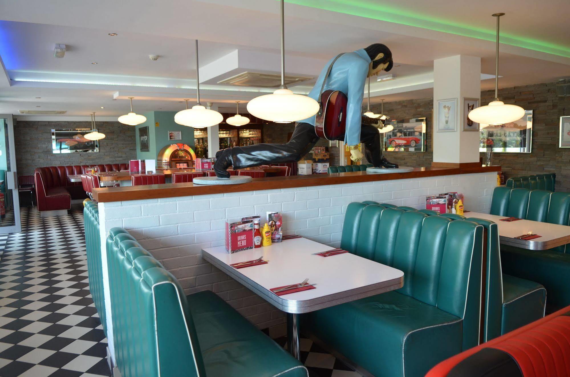 7Hotel Diner Halstead  Eksteriør bilde