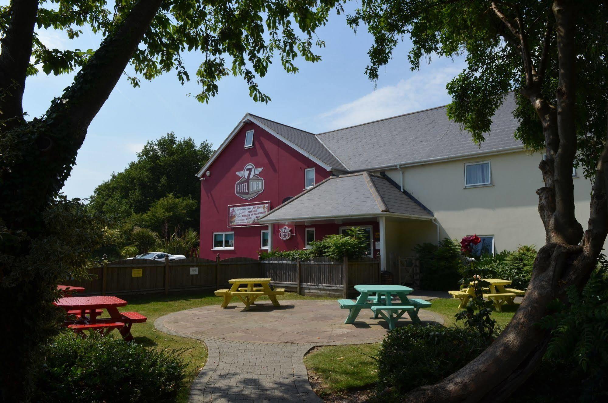 7Hotel Diner Halstead  Eksteriør bilde